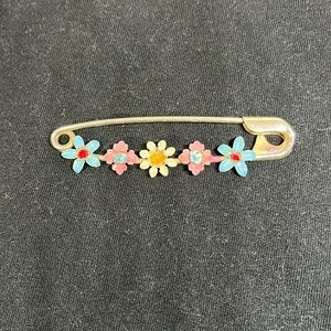Flower Safety Pin Brooch